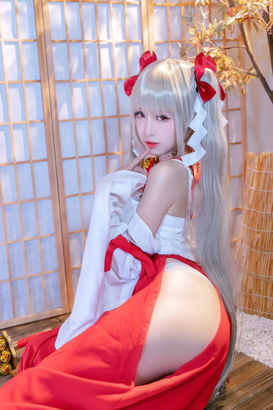 Coser-mikoww-005.webp