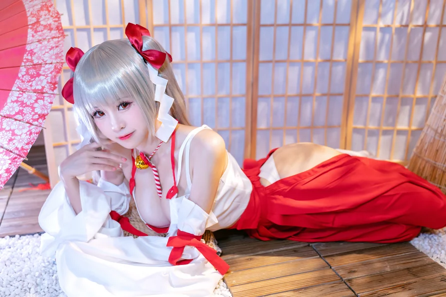 Coser-mikoww-007.webp