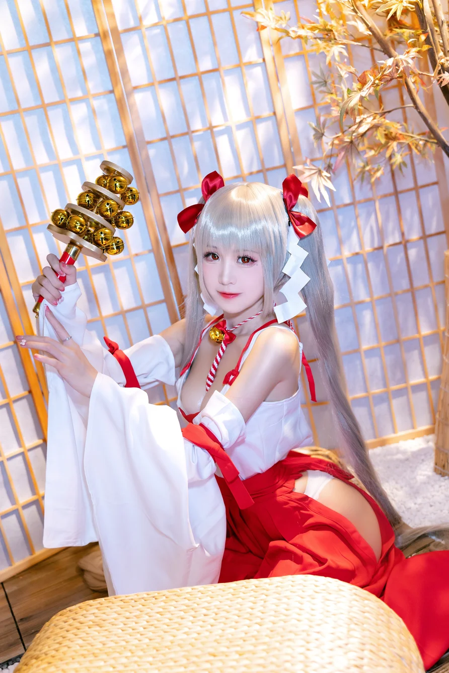 Coser-mikoww-009.webp