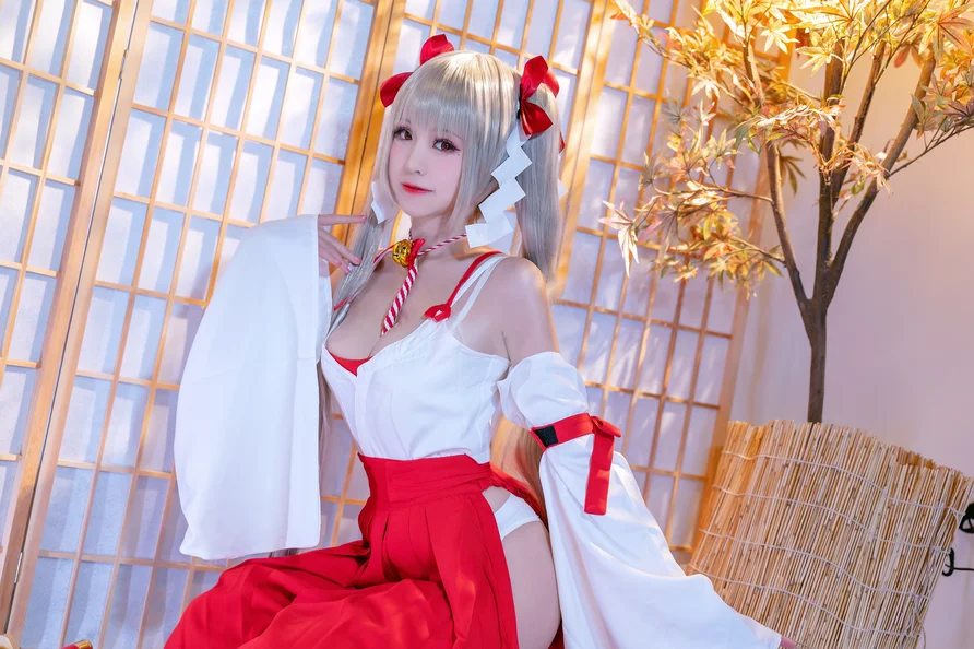 Coser-mikoww-010.webp