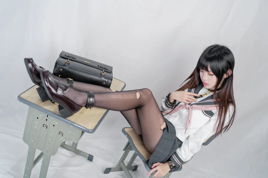 Coser-mikoww-011.webp