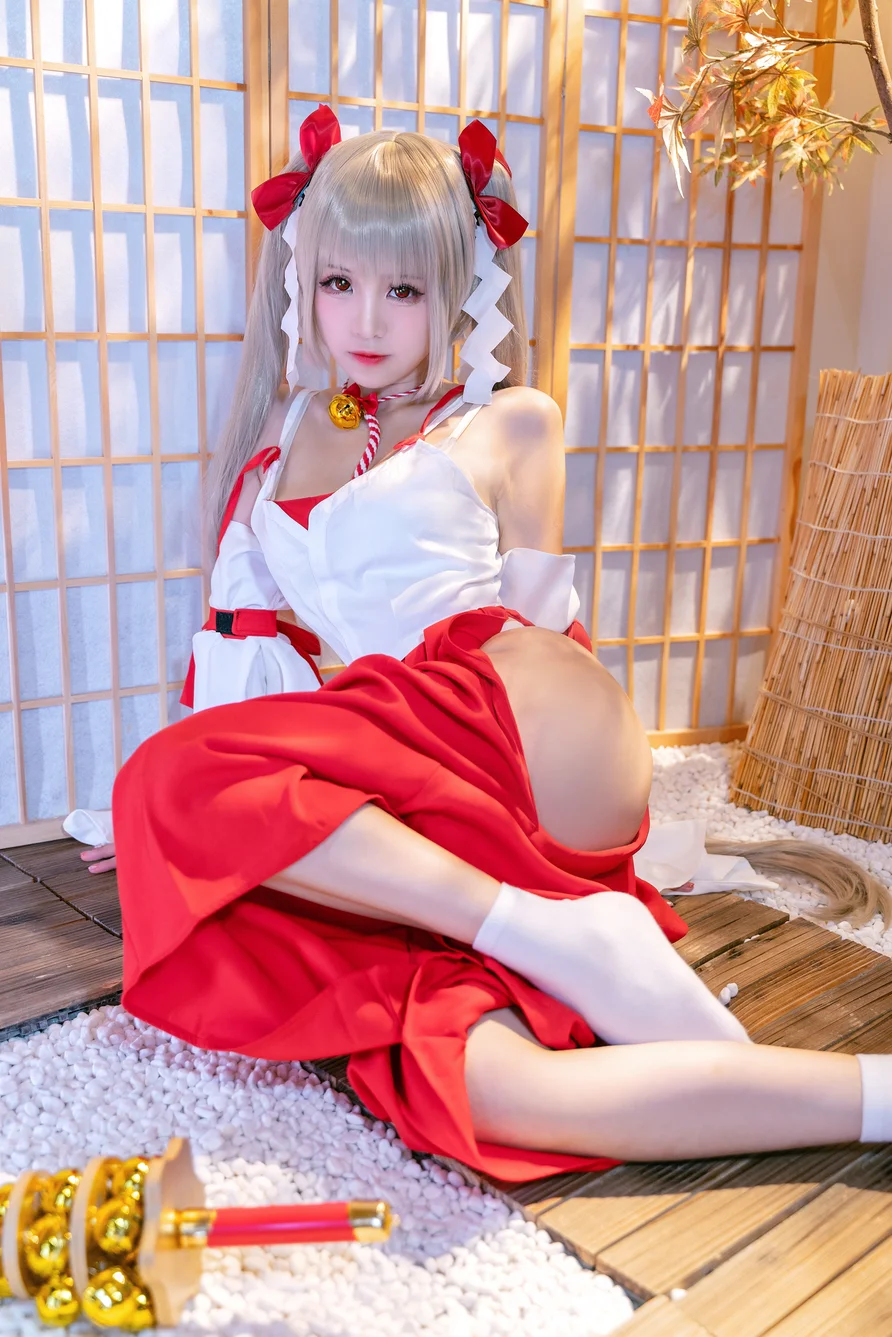 Coser-mikoww-011.webp