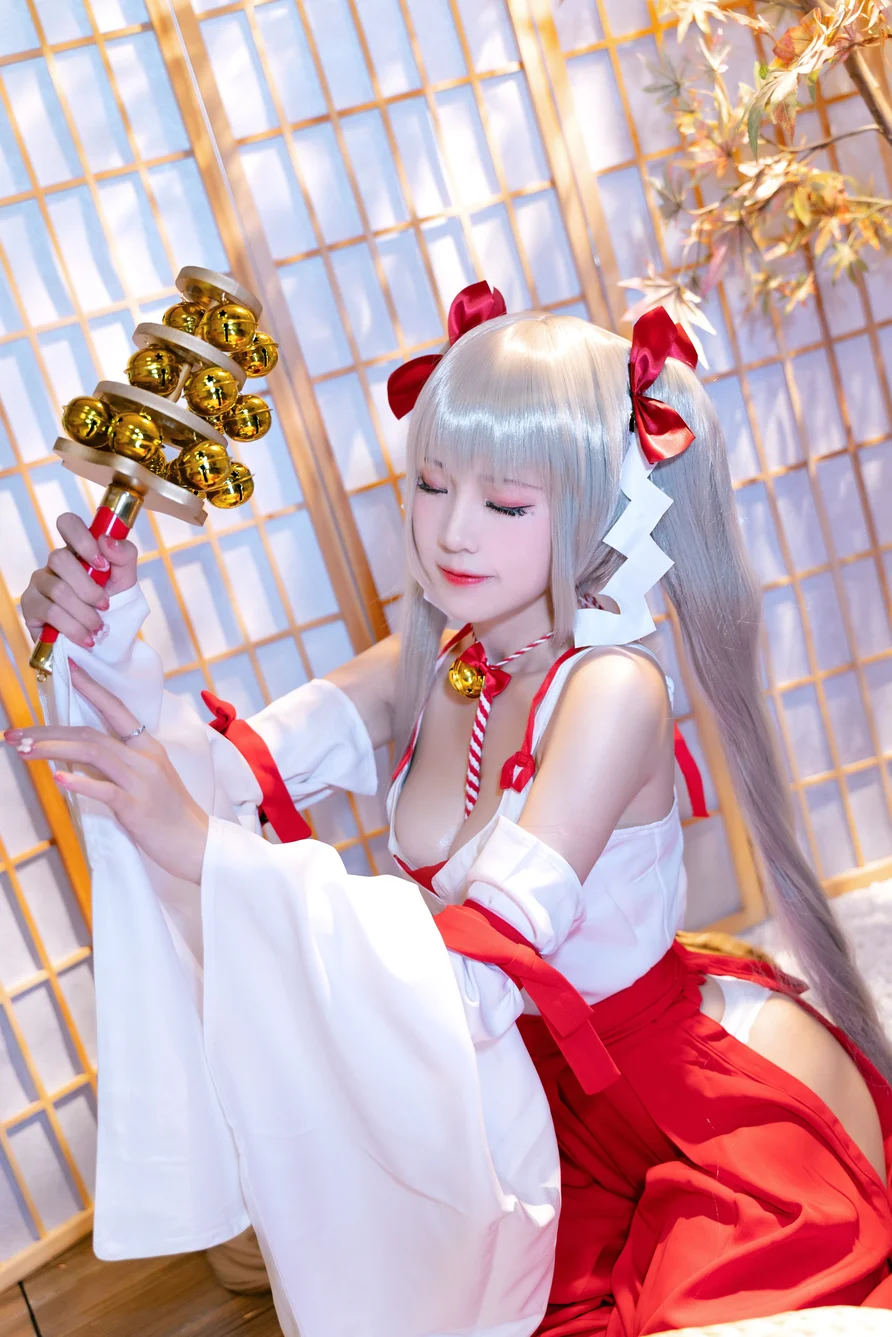 Coser-mikoww-016.webp