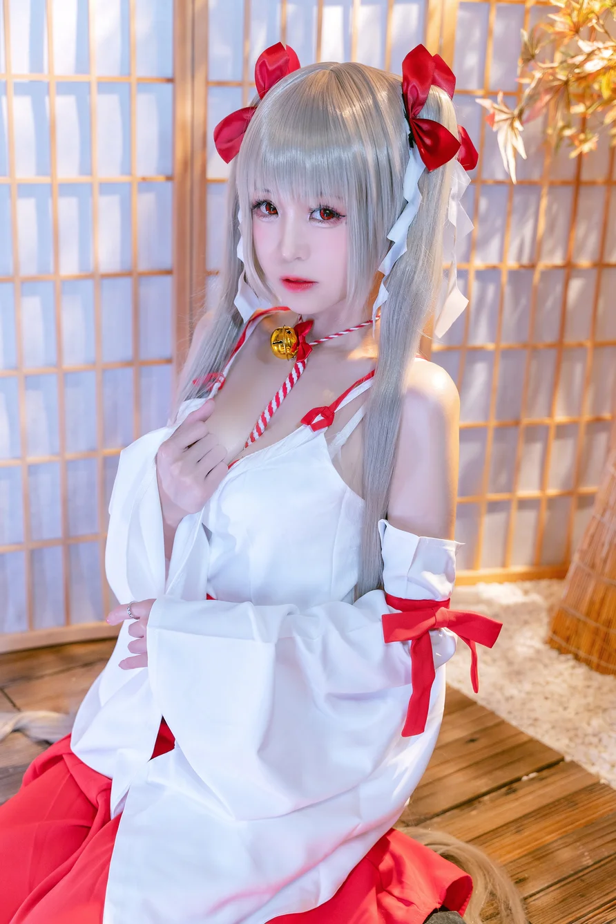 Coser-mikoww-018.webp