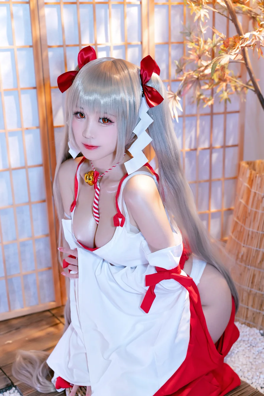 Coser-mikoww-019.webp