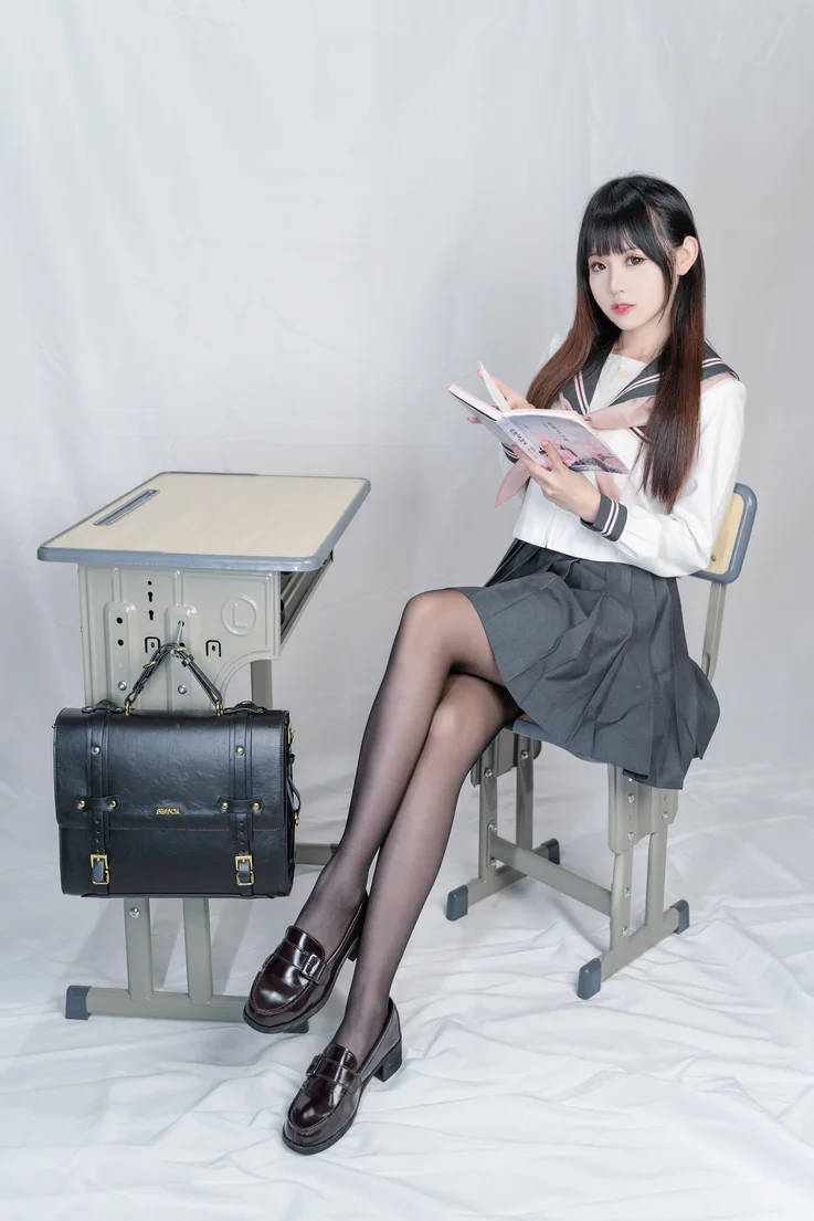 Coser-mikoww-026.webp