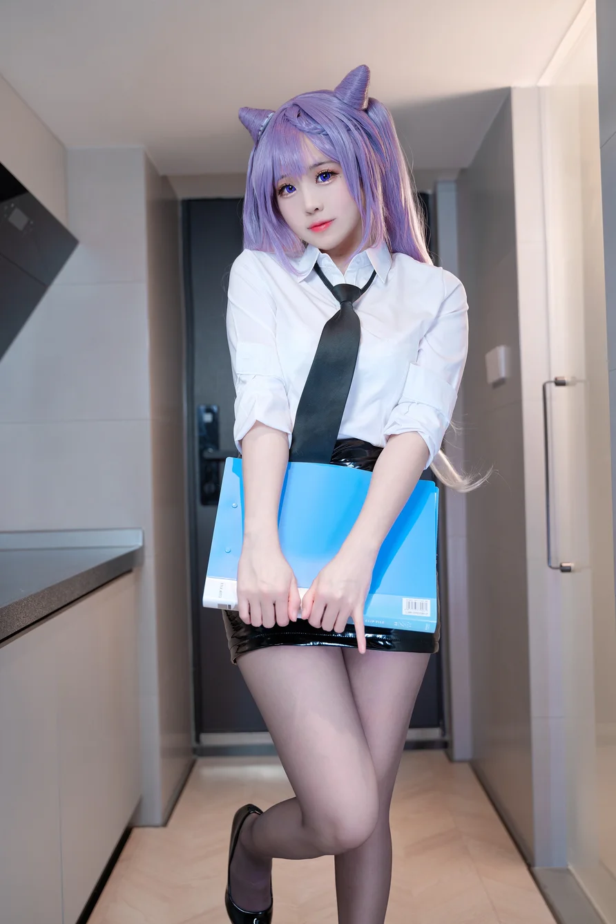 Coser-mikoww-OL-002.webp