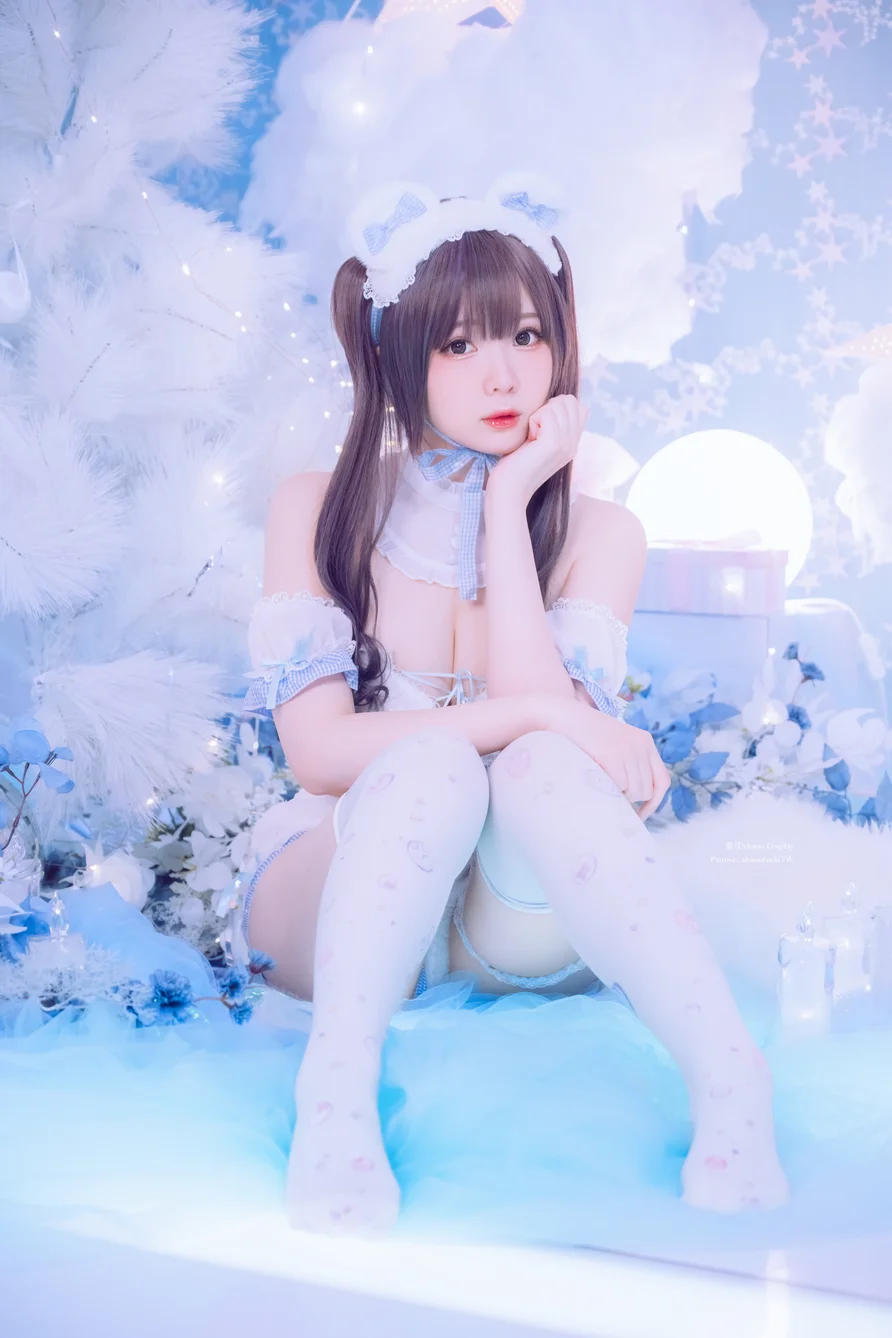 Coser-shimo-White-Bear-004.webp