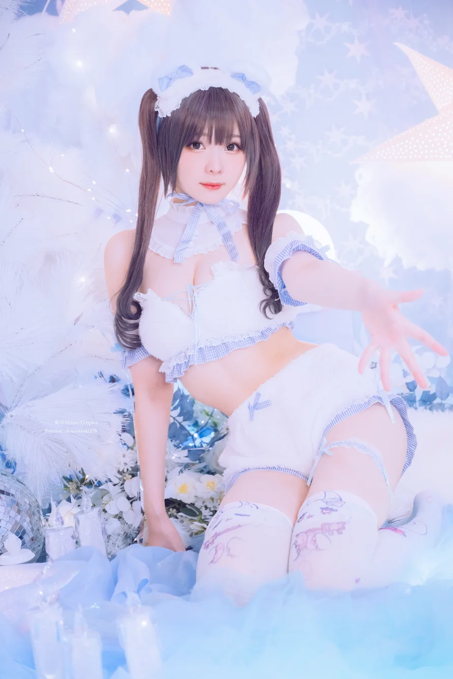 Coser-shimo-White-Bear-013.webp