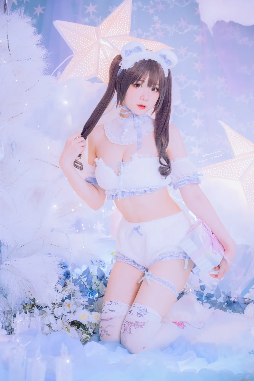 Coser-shimo-White-Bear-014.webp