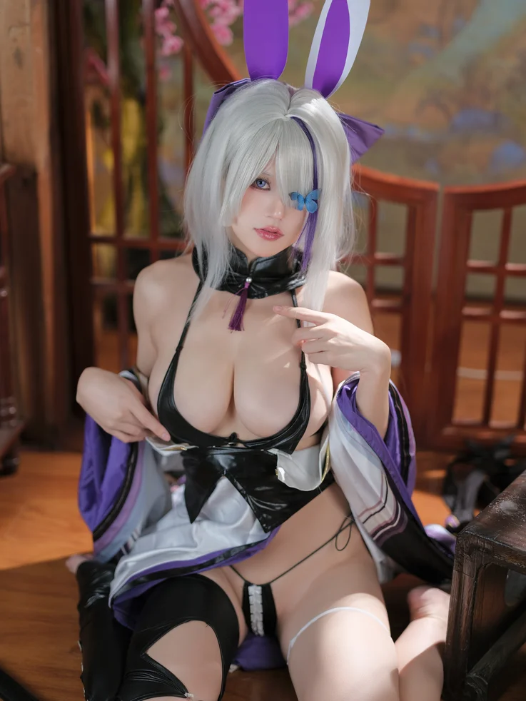 Coser-xiao-cang-qian-dai-w-202310Patreon-022.webp