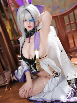 Coser-xiao-cang-qian-dai-w-202310Patreon-046.webp