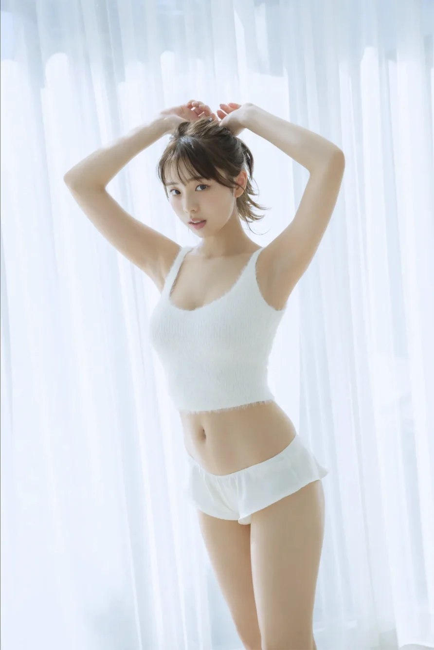 JP-Kikuchi-Hina-Spotlight-Vol.1-002.webp