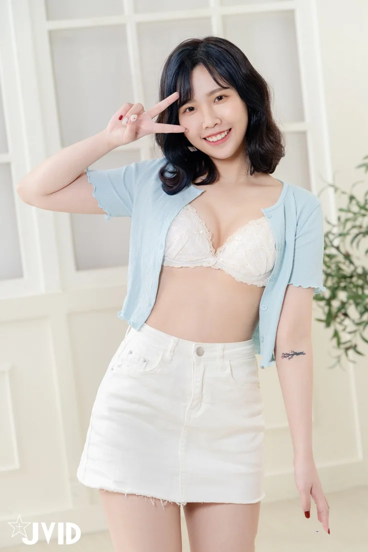 JVID-Cha-li-Female-College-Student-036.webp