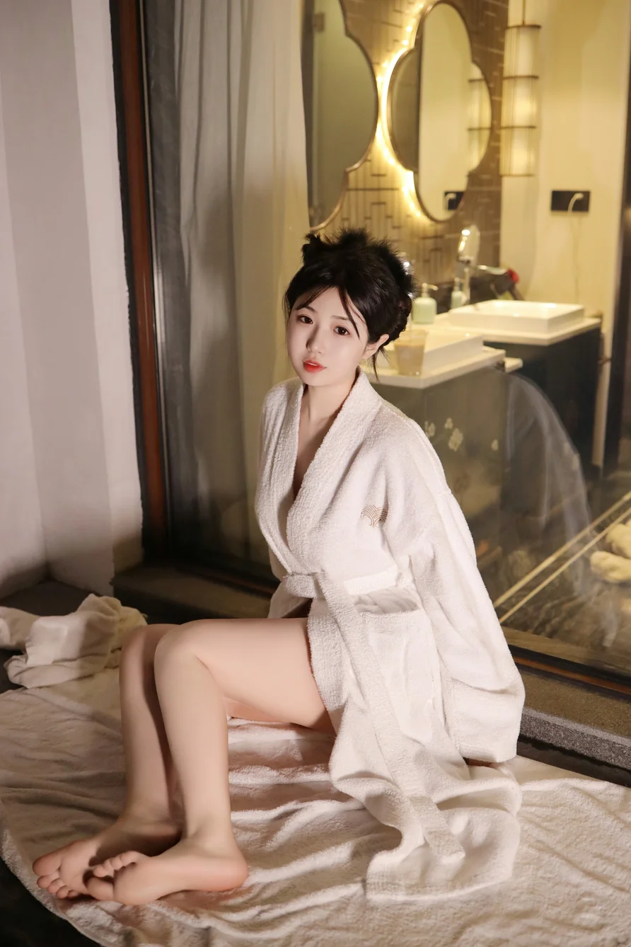 XR-Uncensored-Chen-Xiaohua-Chen-xiao-hua-SPA-001.webp