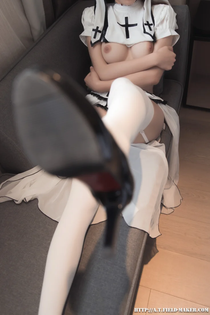 ATFM-Tsubaki-Album-Vol.010-White-Nun-028.webp