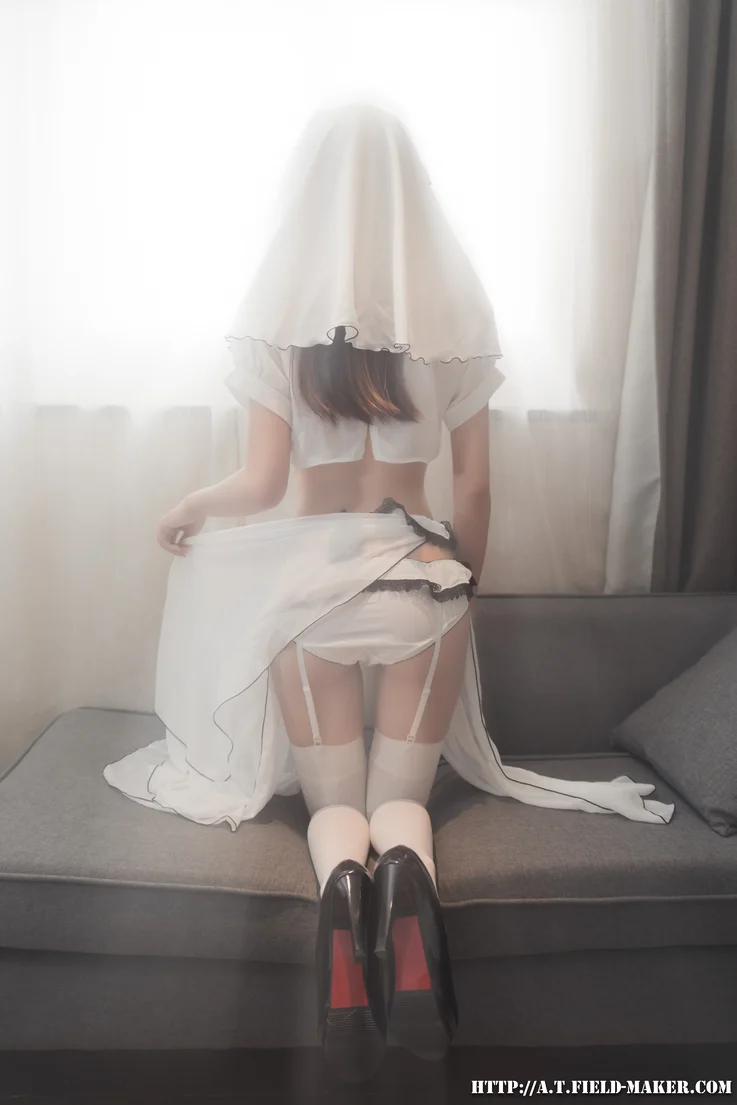 ATFM-Tsubaki-Album-Vol.010-White-Nun-031.webp