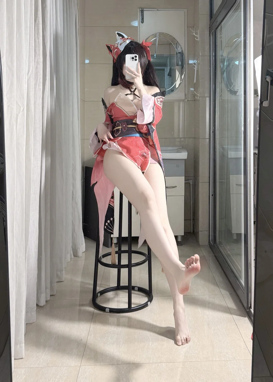 Coser-Bu-ke-ai-ling-003.webp