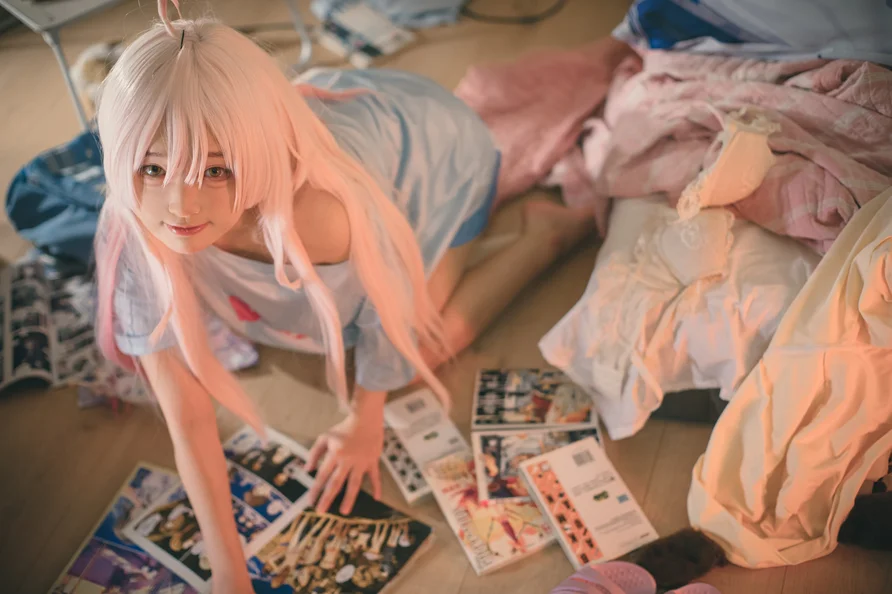 Coser-Eiri-Kanzawa-009.webp