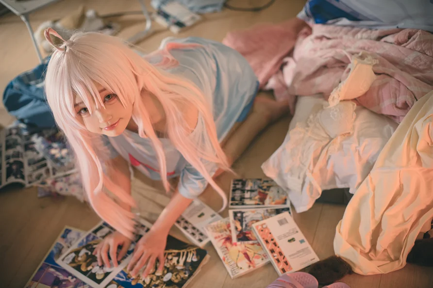 Coser-Eiri-Kanzawa-010.webp