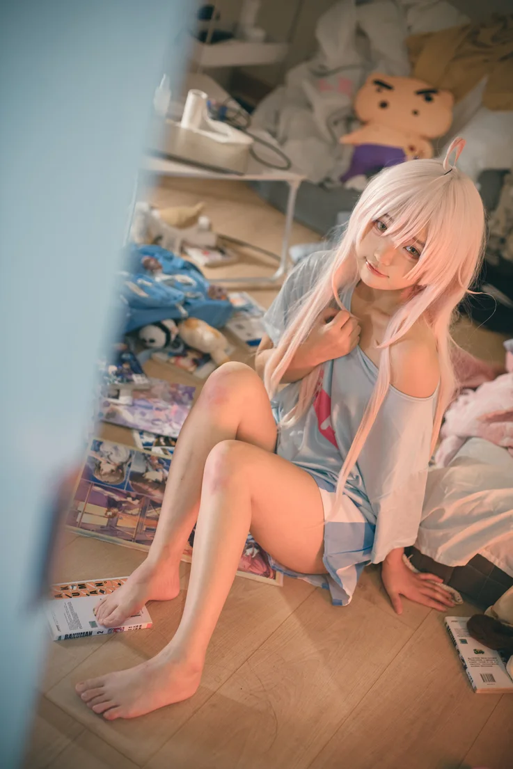 Coser-Eiri-Kanzawa-029.webp