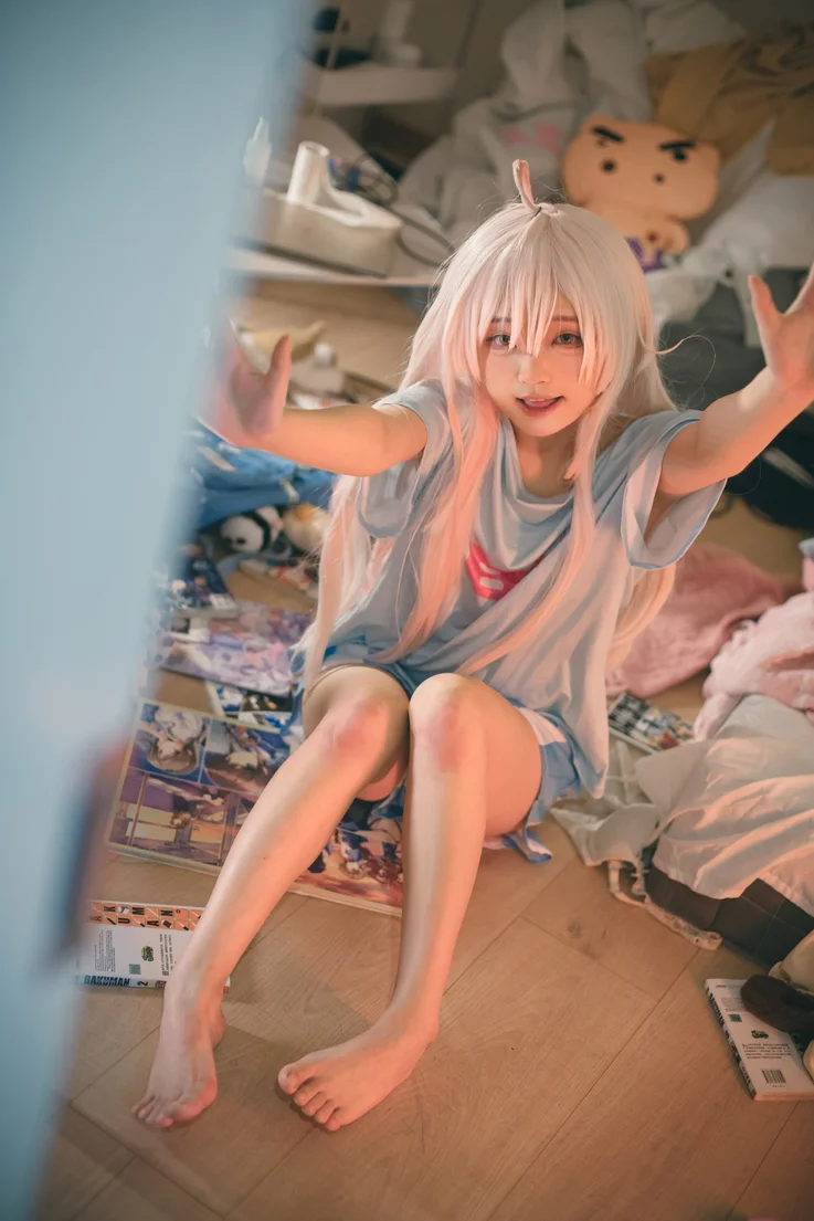 Coser-Eiri-Kanzawa-030.webp