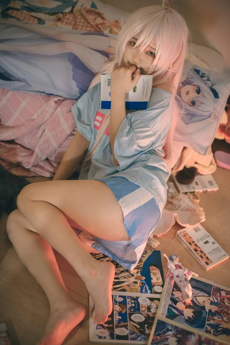 Coser-Eiri-Kanzawa-036.webp