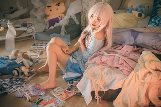 Coser-Eiri-Kanzawa-054.webp