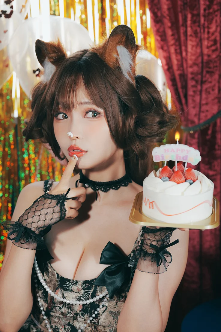 Coser-Ely-eee-ElyEE-2024-August-C-Birthday-Lion-E-E-027.webp