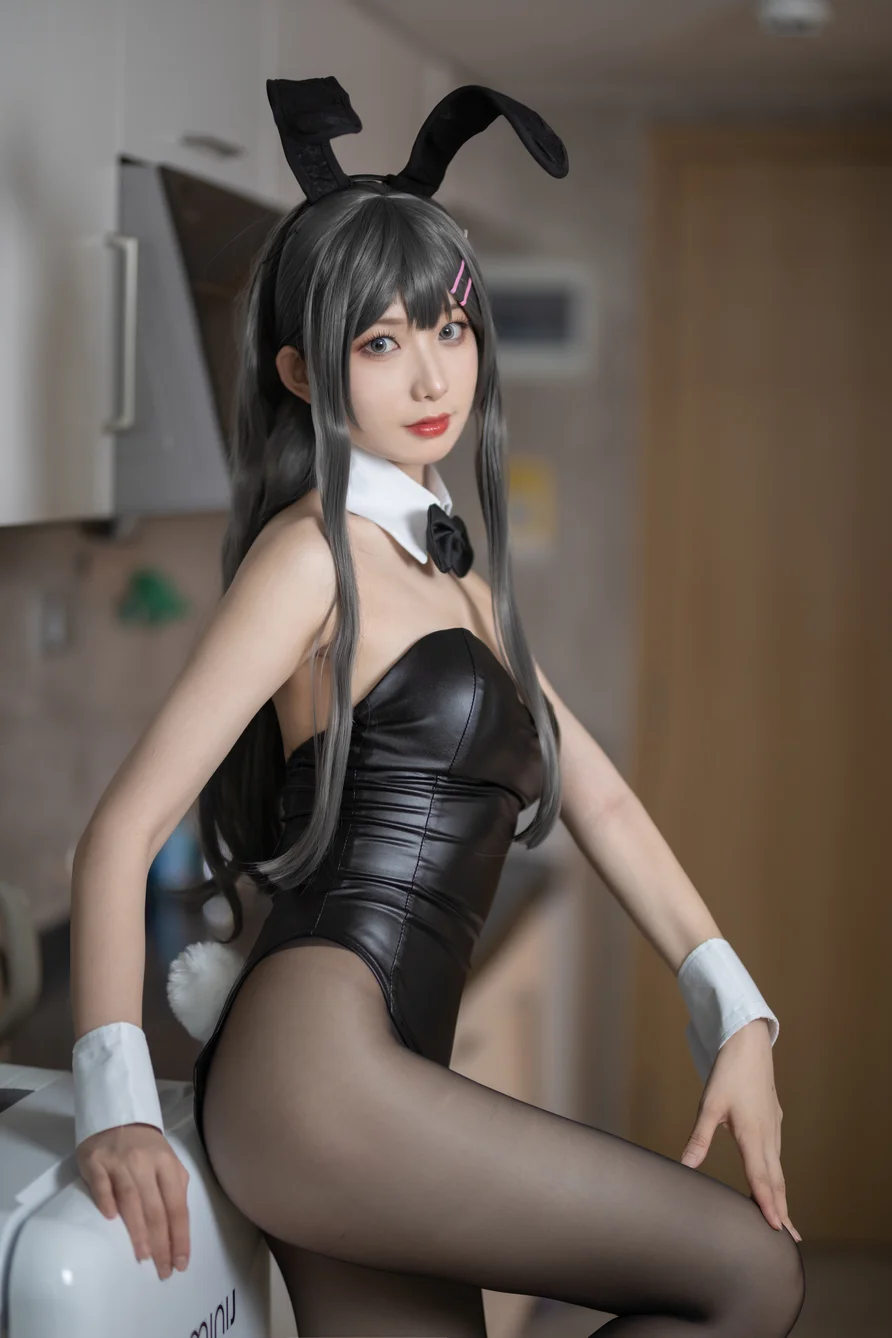 Coser-Feng-Jiang-Jiangv-001.webp