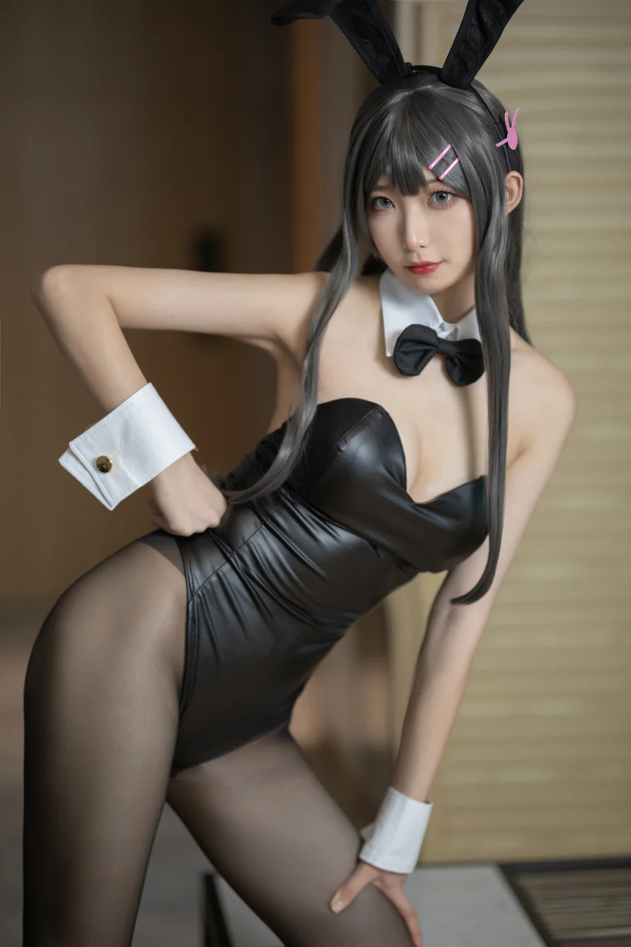 Coser-Feng-Jiang-Jiangv-017.webp