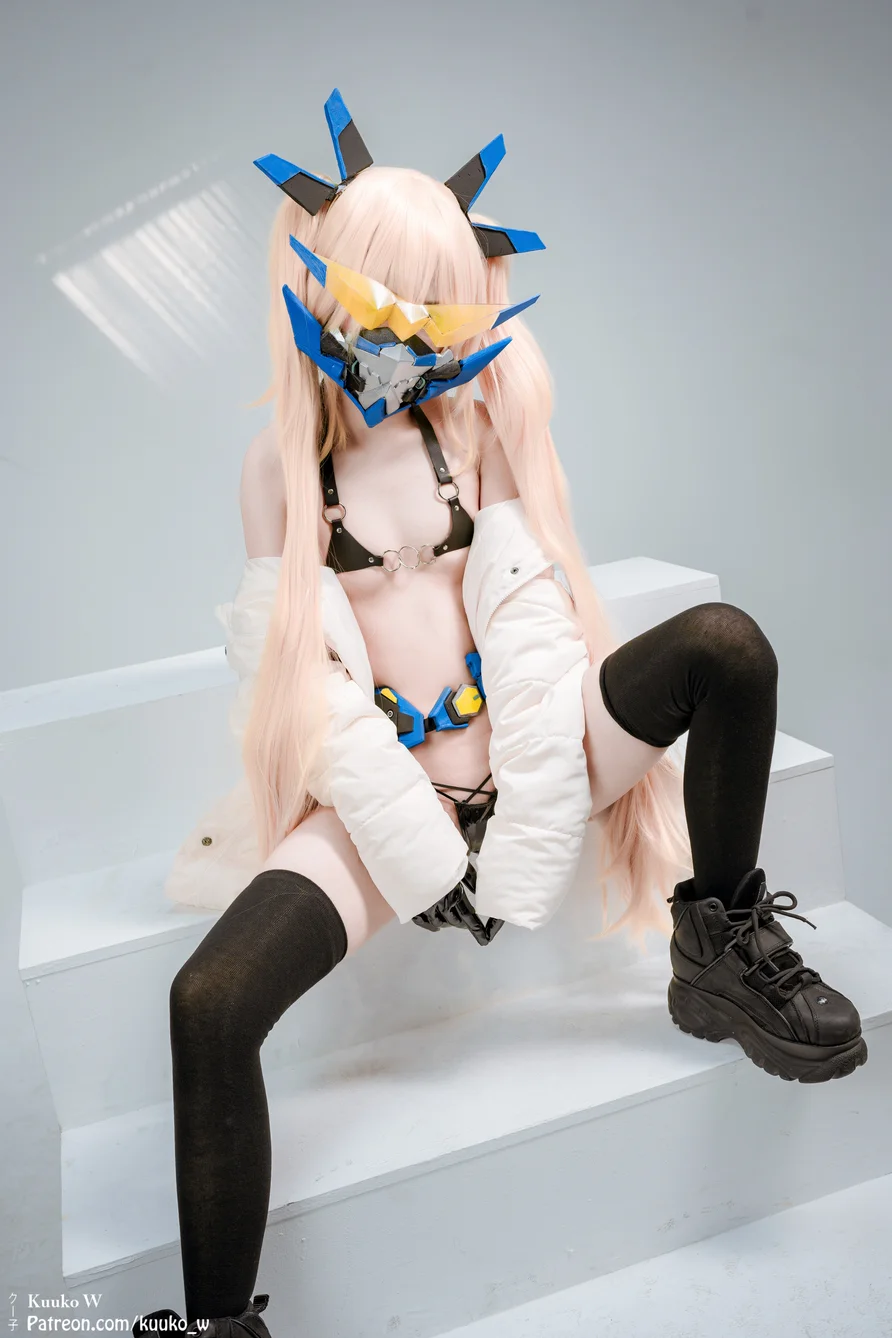 Coser-KuukoW-No.129-Hero-Laplace-NIKKE-012.webp