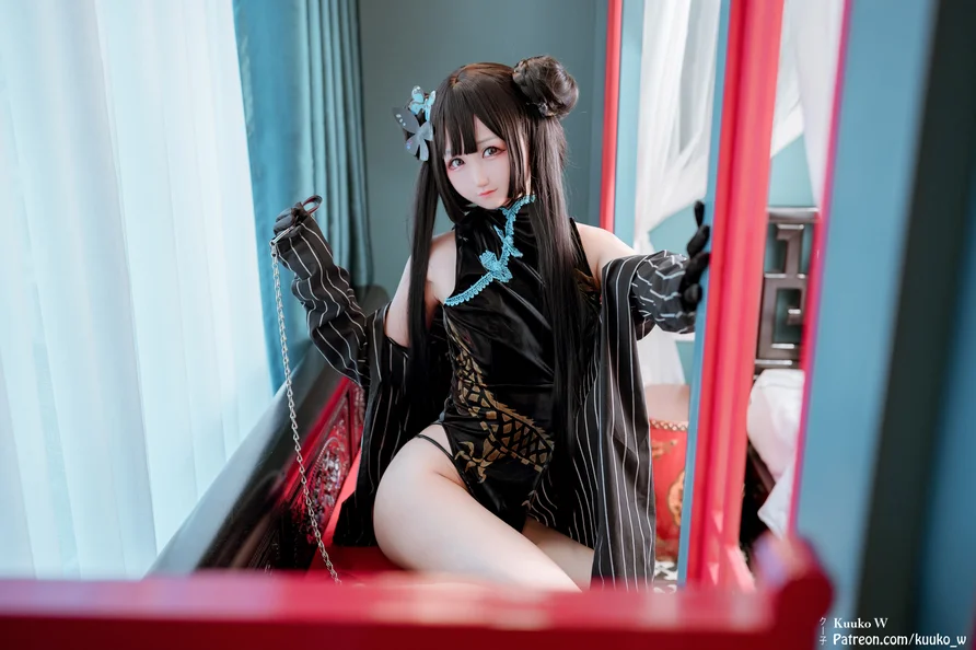 Coser-KuukoW-No.138-Kisaki-004.webp