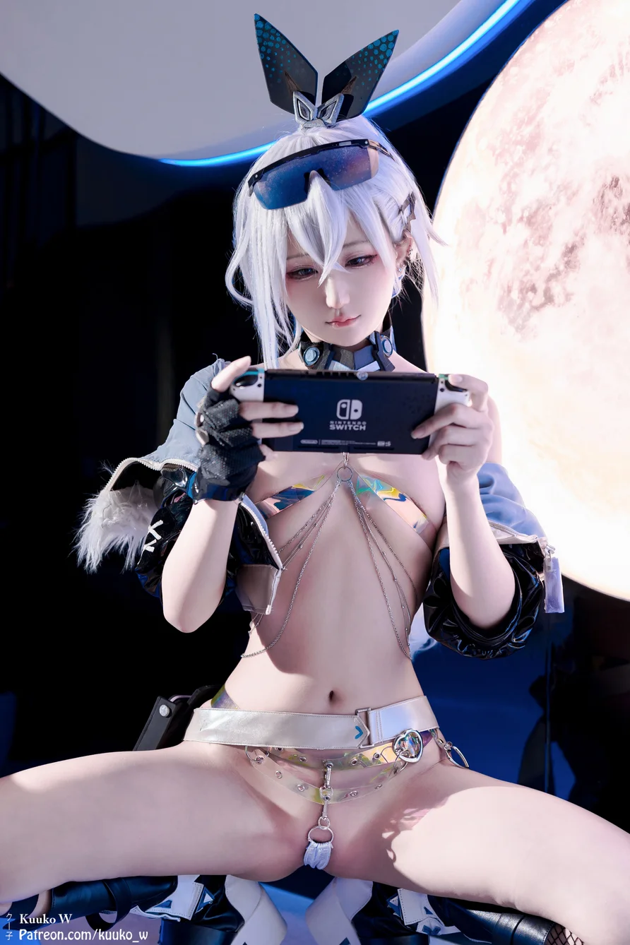 Coser-KuukoW-No.154-Silverwolf-Honkai-Star-Rail-010.webp