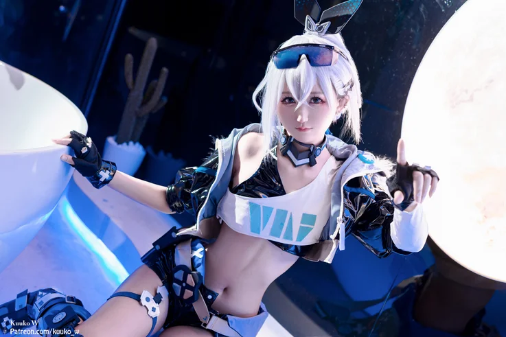 Coser-KuukoW-No.154-Silverwolf-Honkai-Star-Rail-023.webp