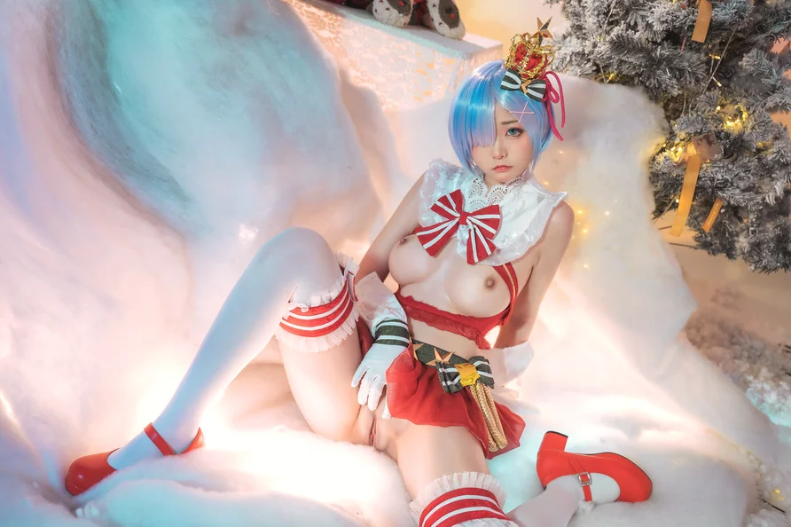 Coser-Nekokoyoshi-Christmas-Begins-007.webp