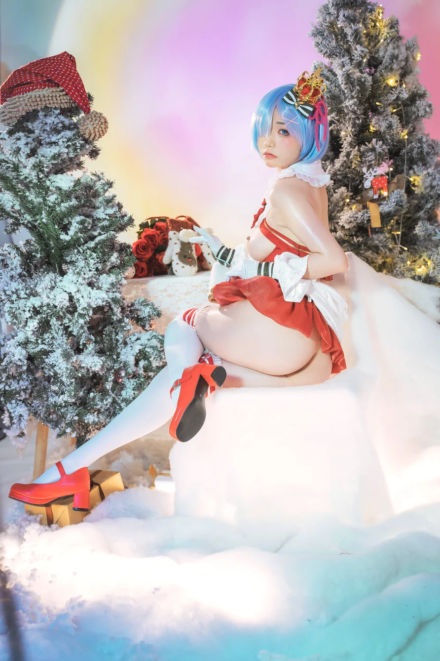 Coser-Nekokoyoshi-Christmas-Begins-010.webp