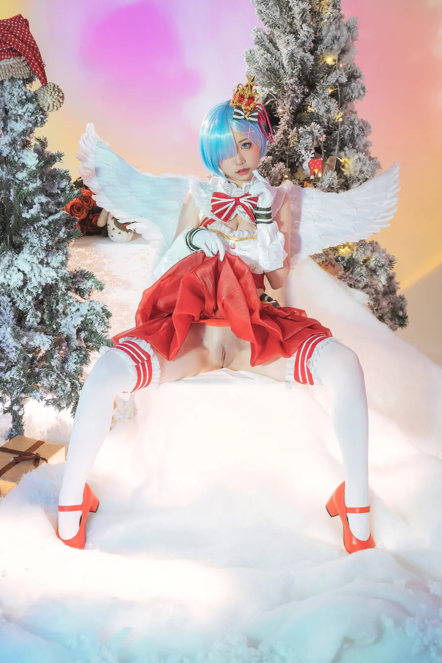 Coser-Nekokoyoshi-Christmas-Begins-018.webp