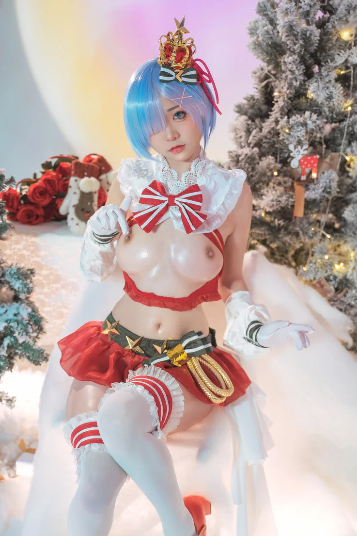 Coser-Nekokoyoshi-Christmas-Begins-022.webp