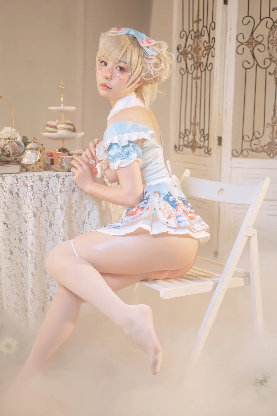 Coser-Nekokoyoshi-Private-Tea-Party-004.webp