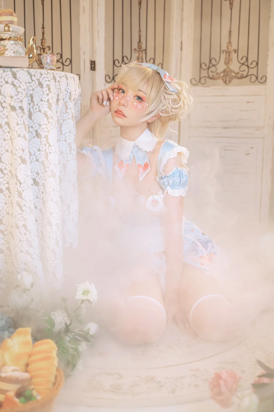 Coser-Nekokoyoshi-Private-Tea-Party-009.webp