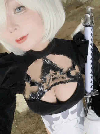 Coser-UmekoJ-NierAutomata-104.webp