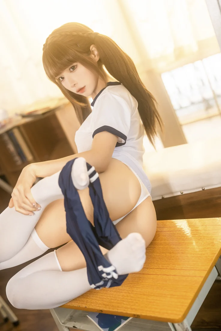 Coser-chunmomo-chunmomo-022.webp