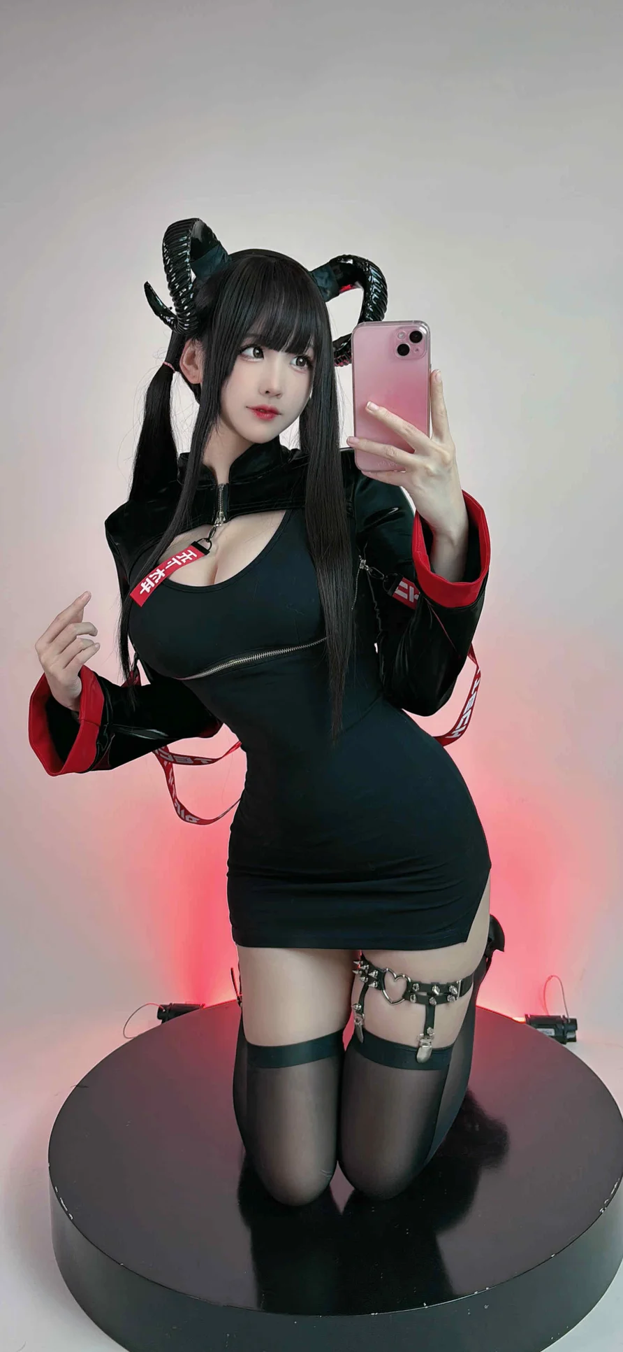 Coser-mikoww-015.webp