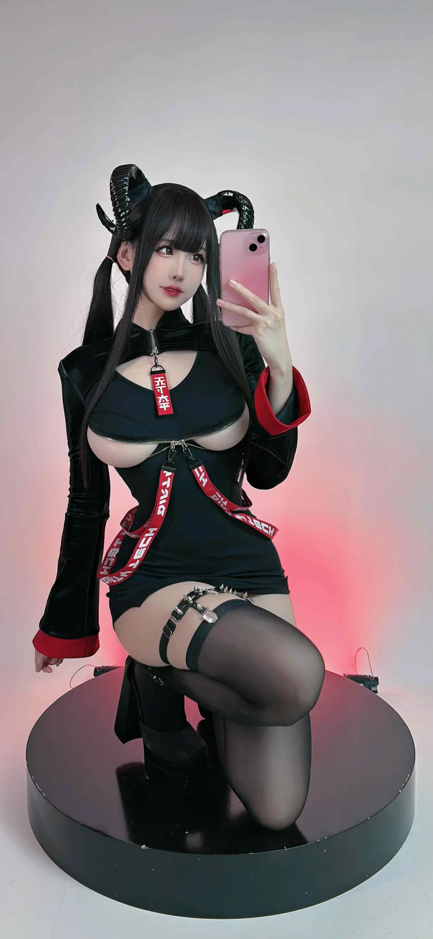 Coser-mikoww-017.webp