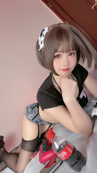 Coser-mikoww-202302-050.webp