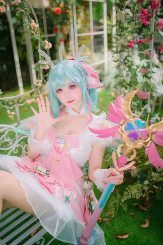 Coser-mikoww-202302-073.webp