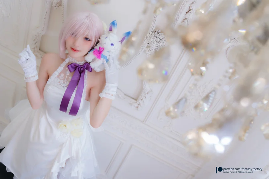 Fantasy-Factory-Xiao-Ding-Cosplay-Mashu-Kyrielight-FateGrand-Order-013.webp