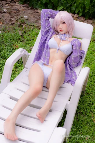 Fantasy-Factory-Xiao-Ding-Cosplay-Mashu-Kyrielight-FateGrand-Order-052.webp