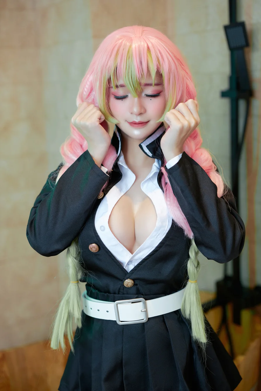 Coser-Azami-001.webp